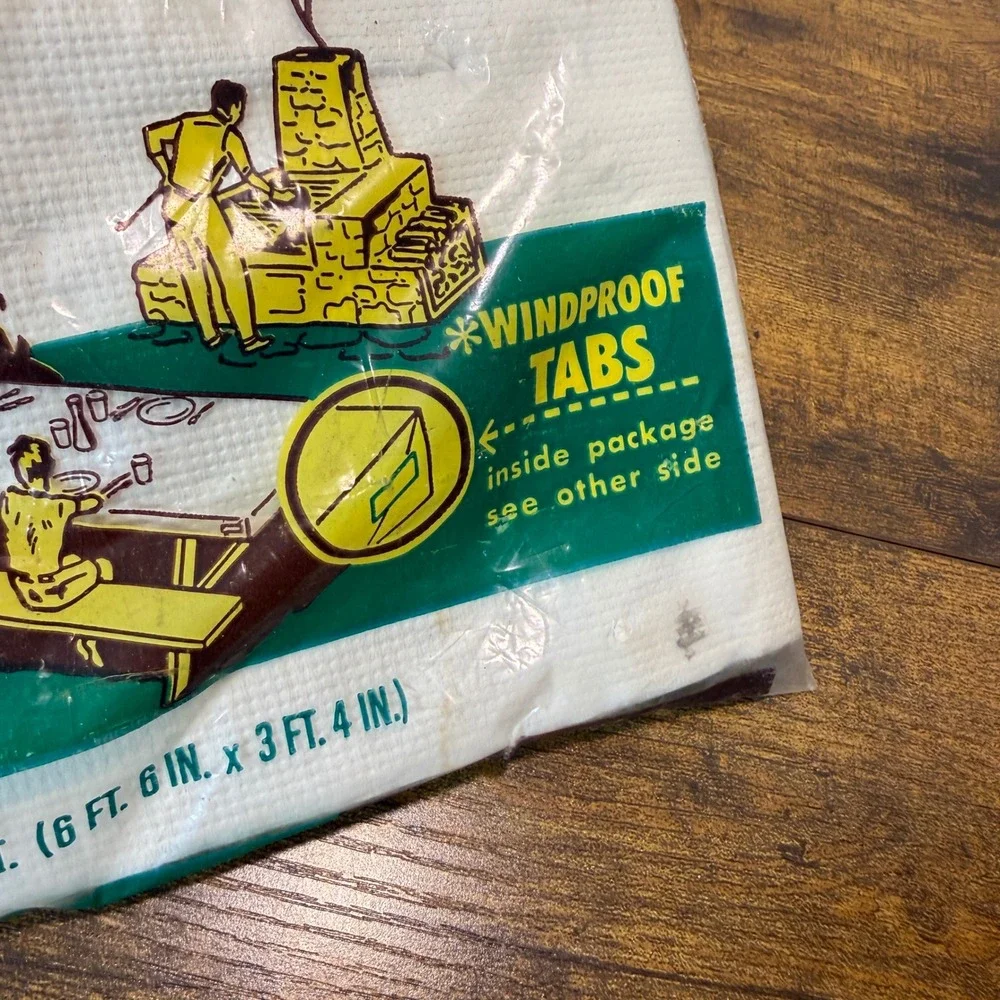 Vtg Picnic Time Windproof‎ Tablecloth 60s Straubel Paper Co White NEW Retro Prop